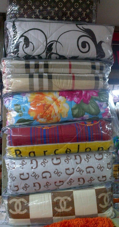 Bed Cover Corak