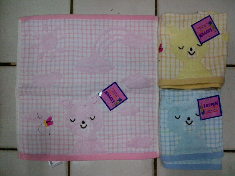 Sapu Tangan Bordir Luppen